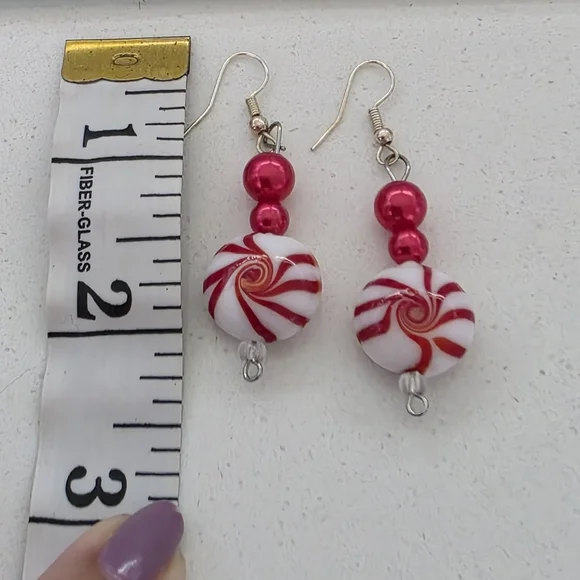 Playful Red and White Swirl Earrings - Picture 4 of 4
